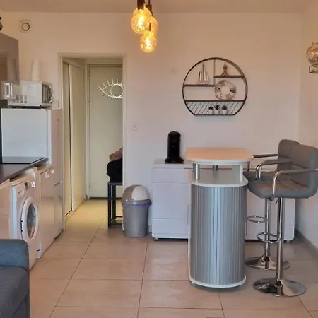 Apartment Studio Vue Port De Hyeres